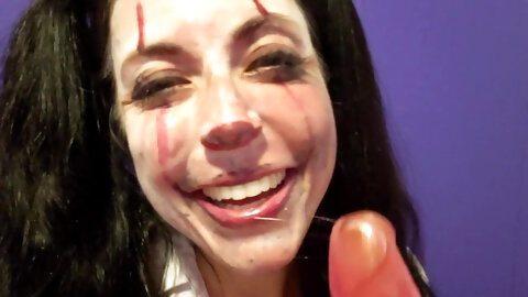 Glad Halloween! "IT" Sloppy Clown...